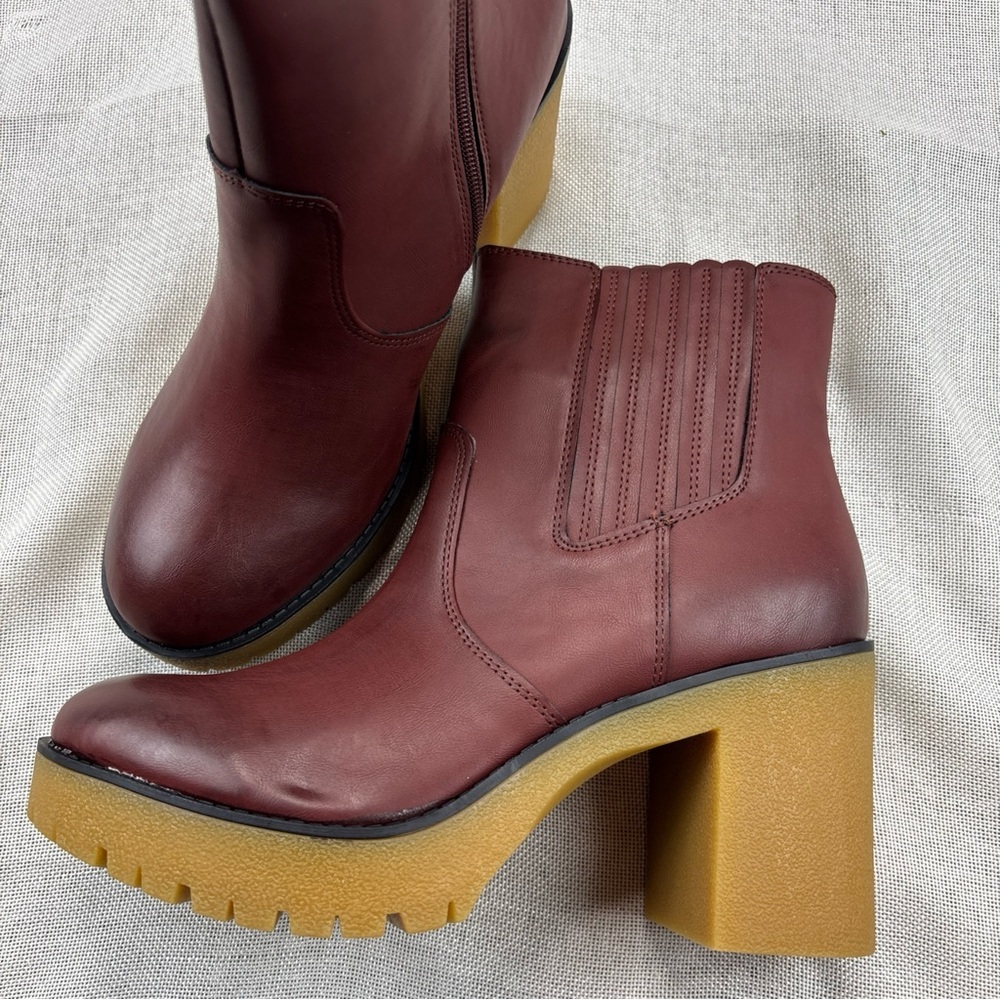 SUN STONE Womens Brown 1" Platform Lennii Round Toe Block Heel Booties 10M